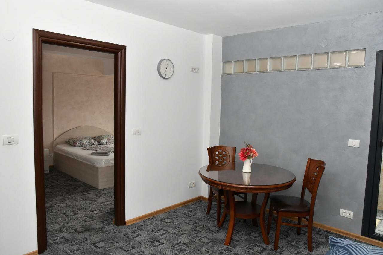 קריובה Apartament Luxury - Promenada Mall מראה חיצוני תמונה