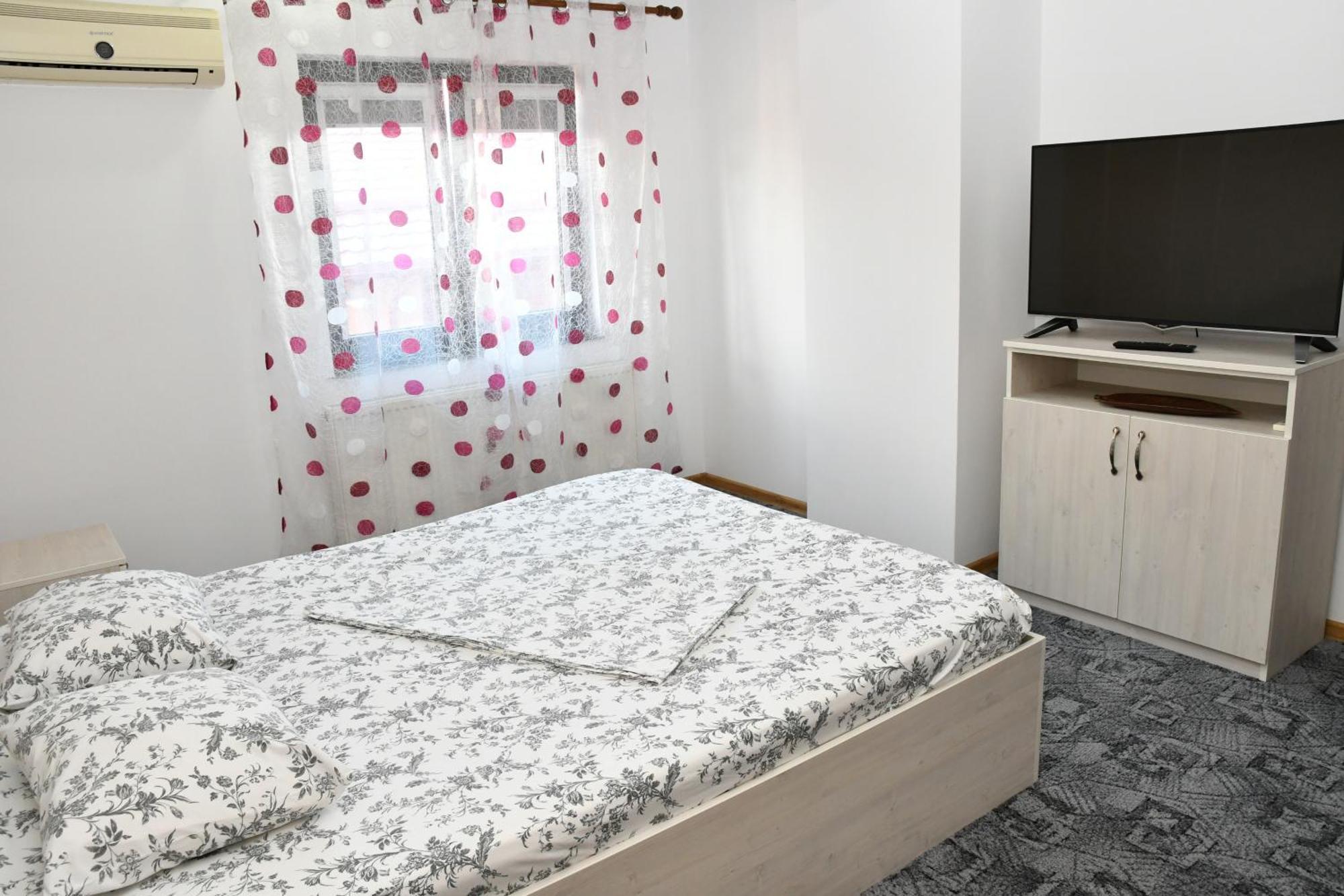 קריובה Apartament Luxury - Promenada Mall מראה חיצוני תמונה