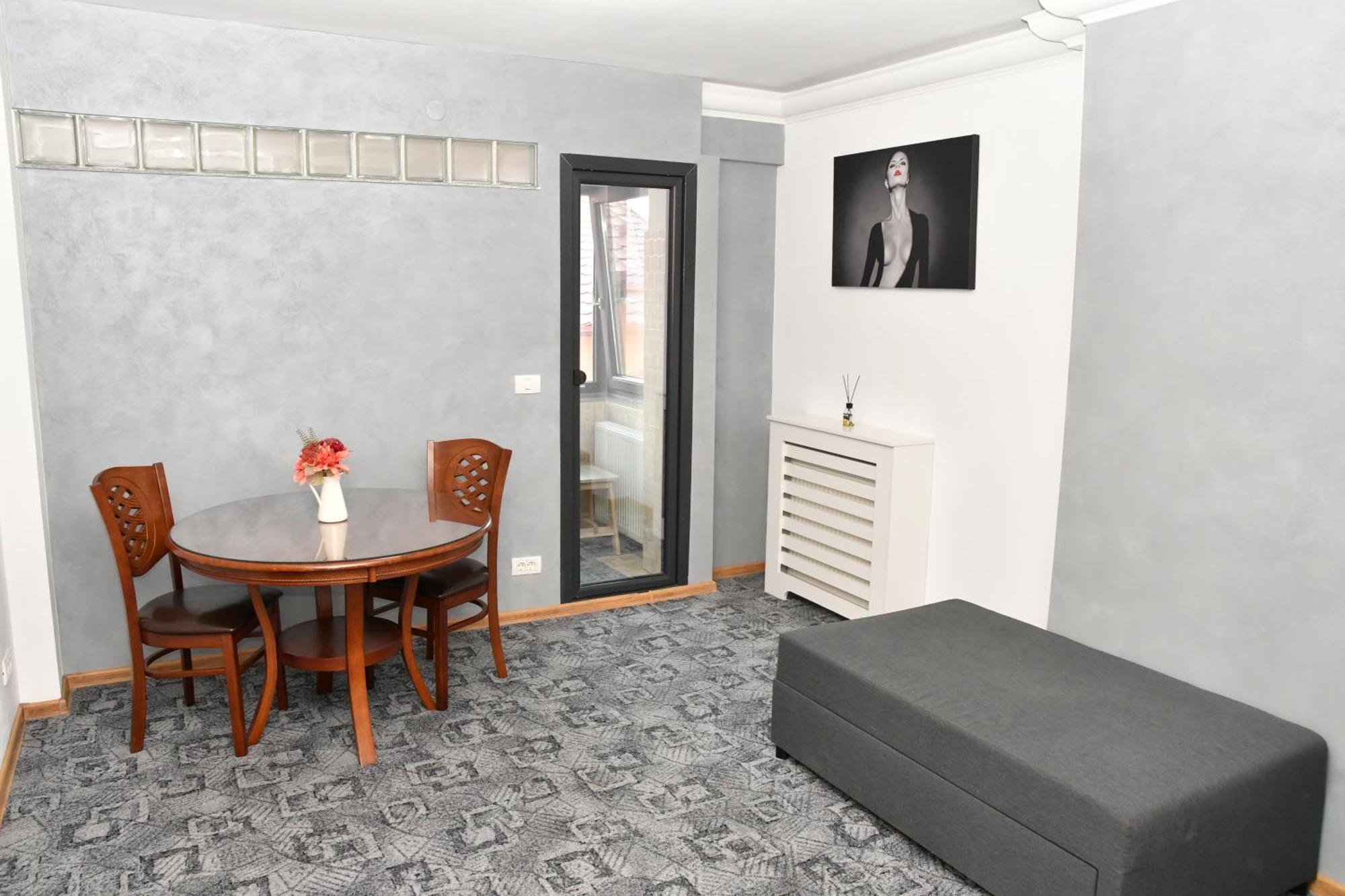 קריובה Apartament Luxury - Promenada Mall מראה חיצוני תמונה